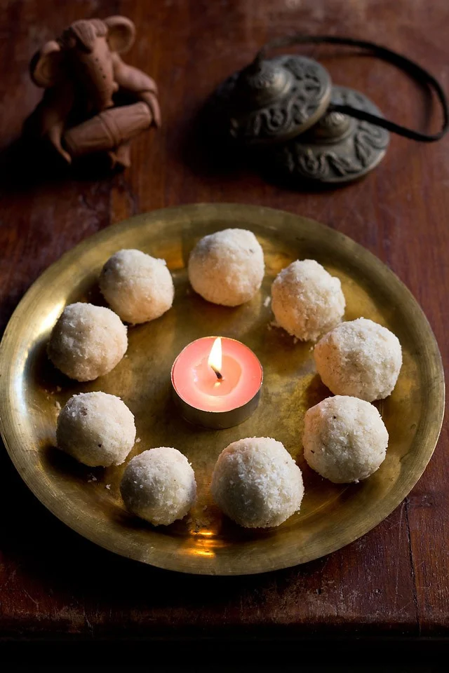 Coconut Ladoo