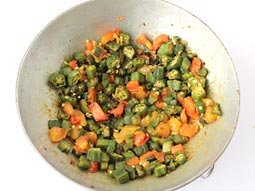 Bhindi Bhaji | How To Make Bhindi Bhaji?