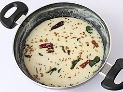 Gujarati Kadhi | How to Make Gujarati Kadhi?