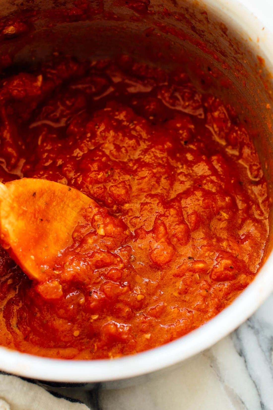 How to Make Super Simple Marinara Sauce?