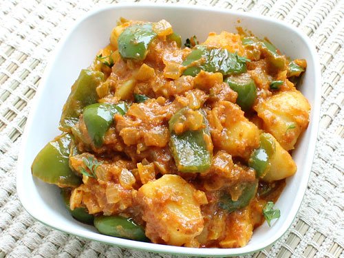 Aloo Capsicum Curry