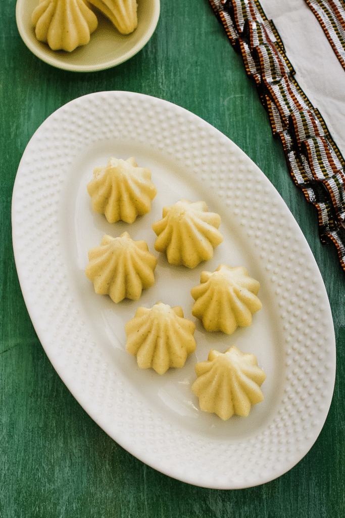 Rava Modak