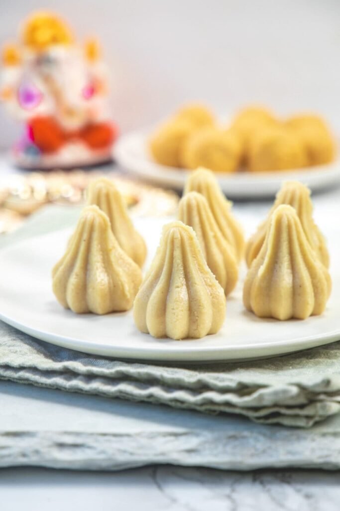 Kaju Modak